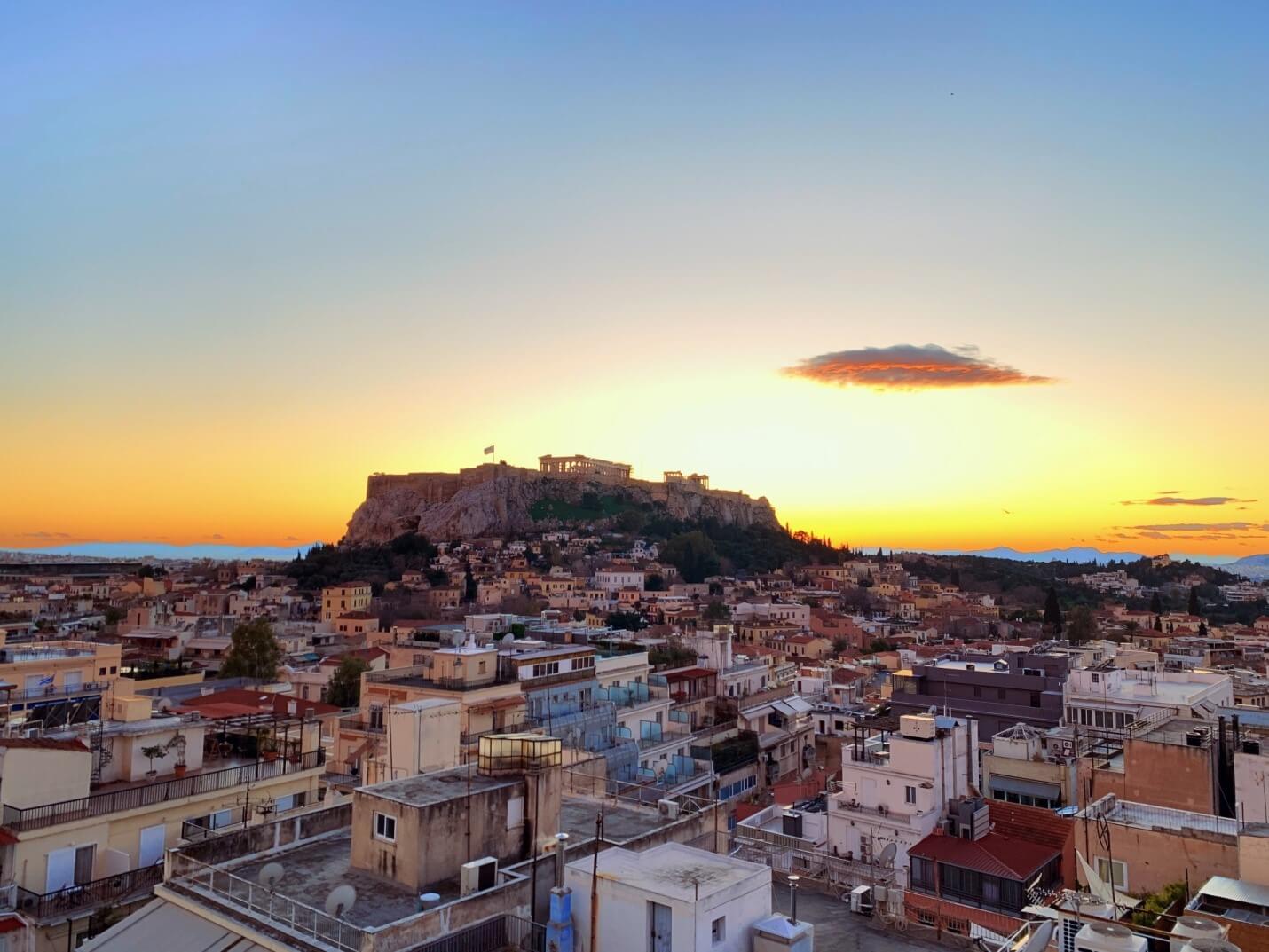 Athens as usual: Από τη Διονυσίου Αρεοπαγίτου στον λόφο του Φιλοπάππου και το hip Κουκάκι!